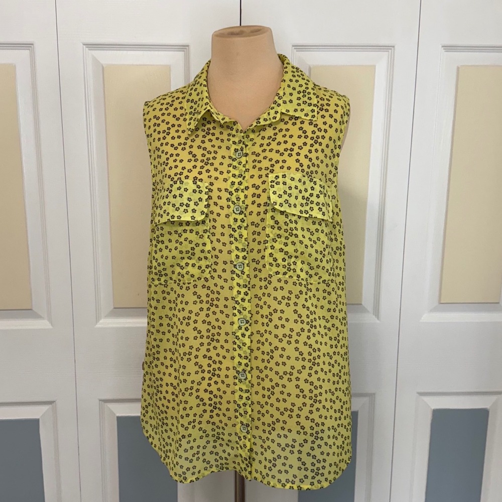 Cabi Yellow Floral Sleeveless Button Down Blouse Top 5348 Womens Medium